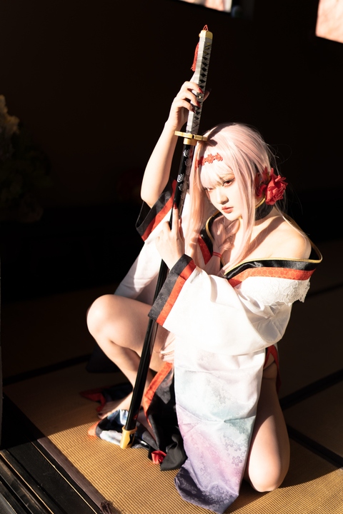 Mercurius-i (Lu) - NIKKE 红莲.jpg